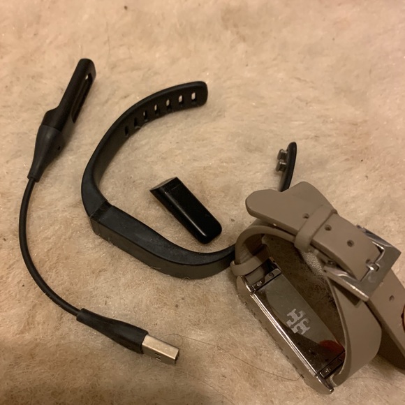 Tory Burch + Fit Bit - Picture 3 of 4